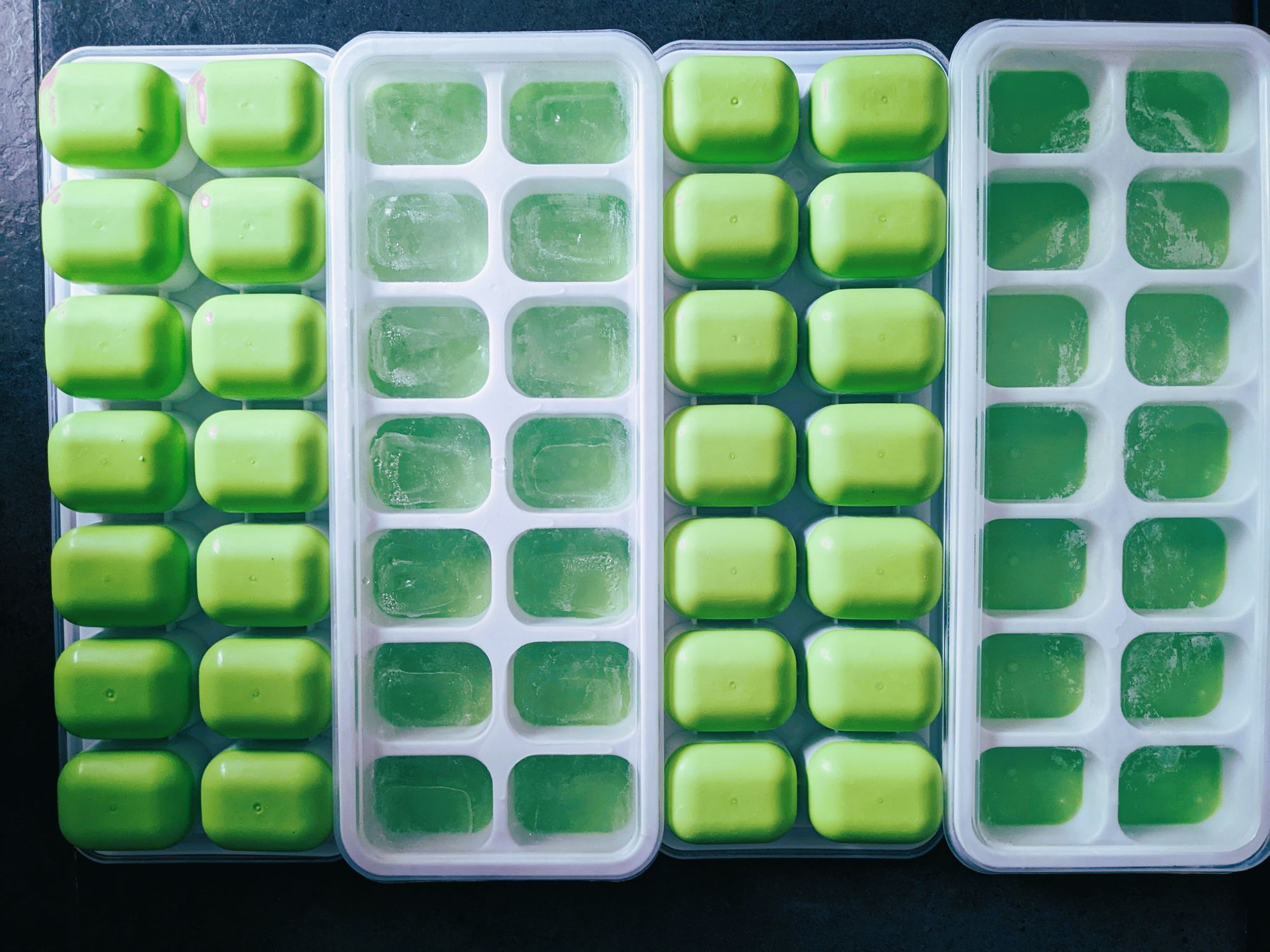 Green silicone ice trays